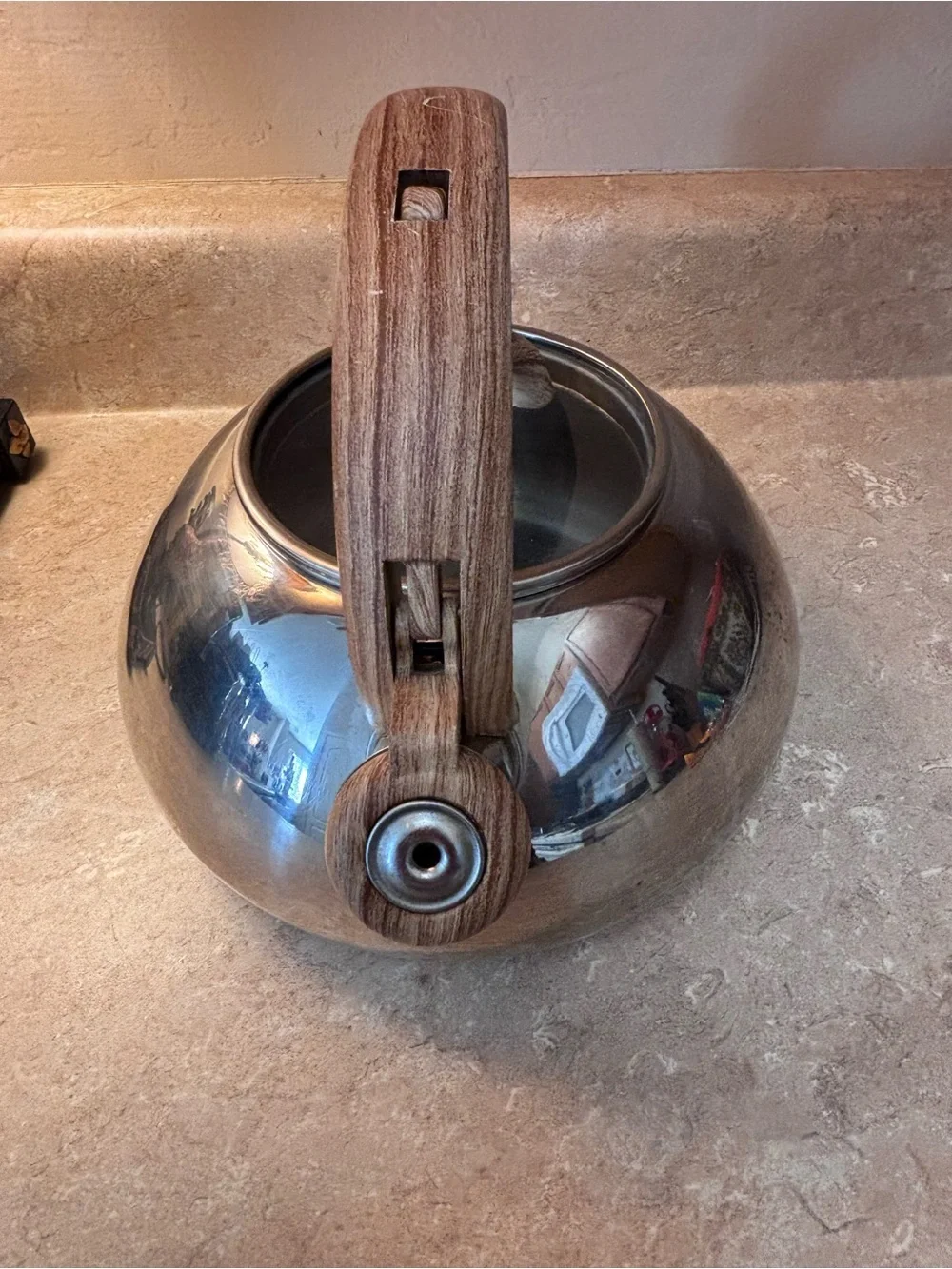 Brandani-Tea Kettle-HQ-Stainless-Faux Wood Soft Touch w/Whistle